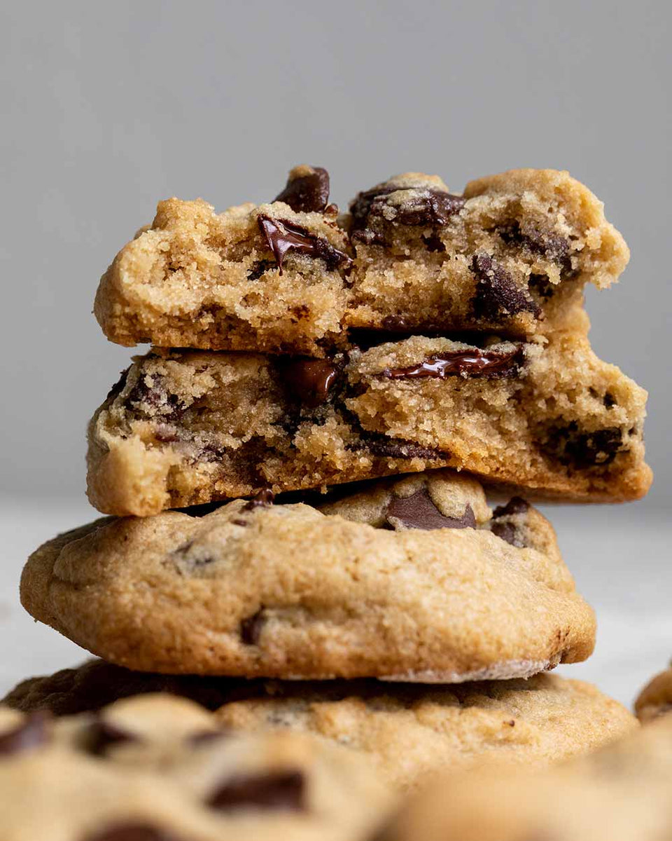 http://www.ottosnaturals.com/cdn/shop/articles/gluten-free-chocolate-chip-cookies-recipe-featured_1200x1200.jpg?v=1576854517