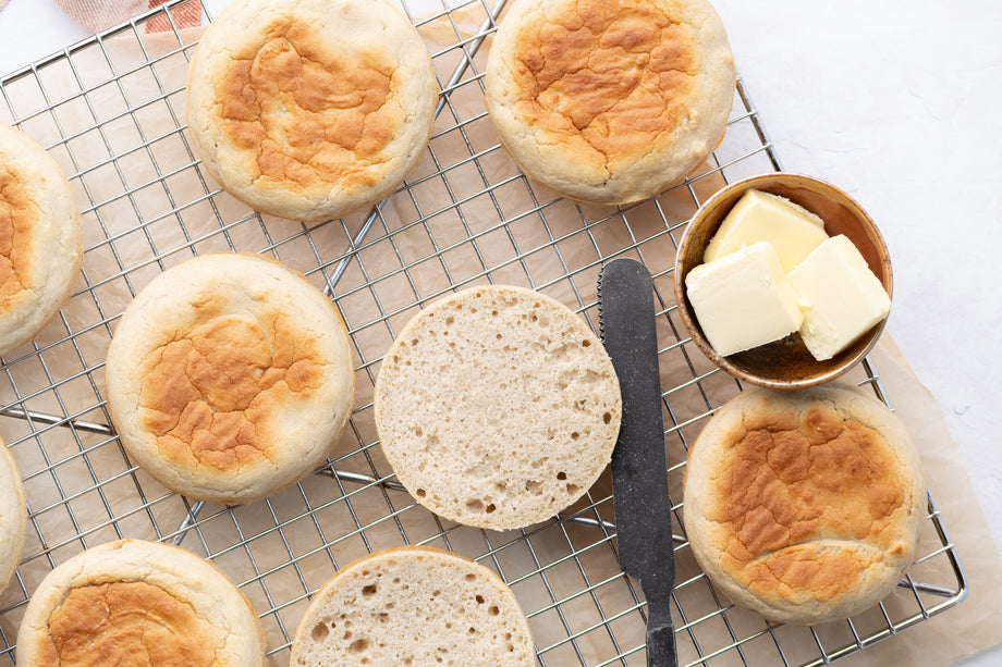 Authentic English muffin - Breakfast bread made without oven in pan! 